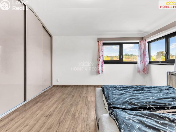 Prodej rodinného domu Praha-Koloděje, Podzámecká č. 35