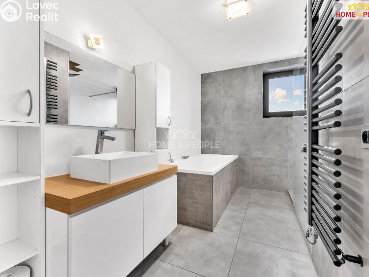 Prodej rodinného domu Praha-Koloděje, Podzámecká č. 36