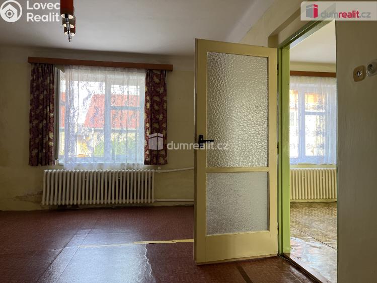 Prodej rodinného domu Žižice č. 12