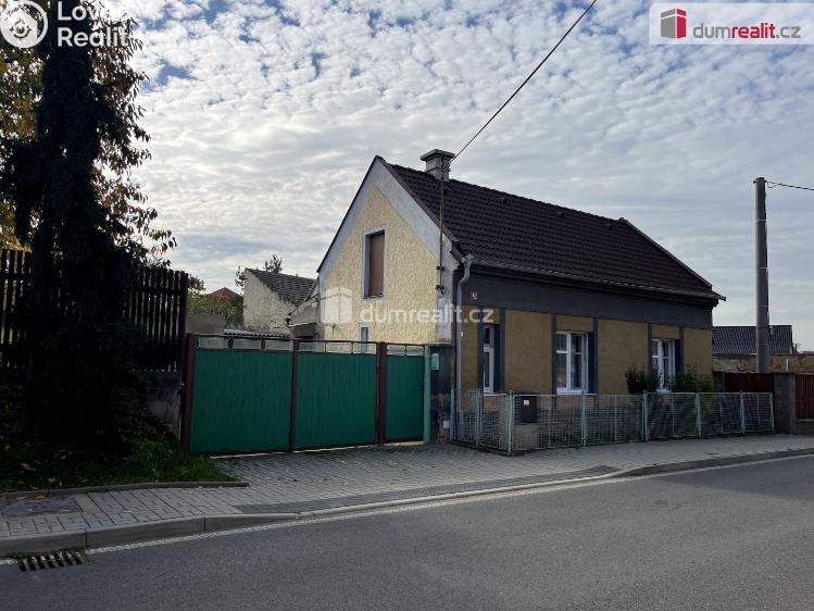 Prodej rodinného domu Žižice č. 19