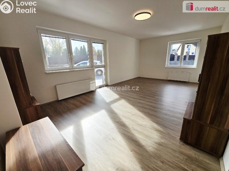 Pronájem bytu 3+KK Praha 20, Bártlova č. 19