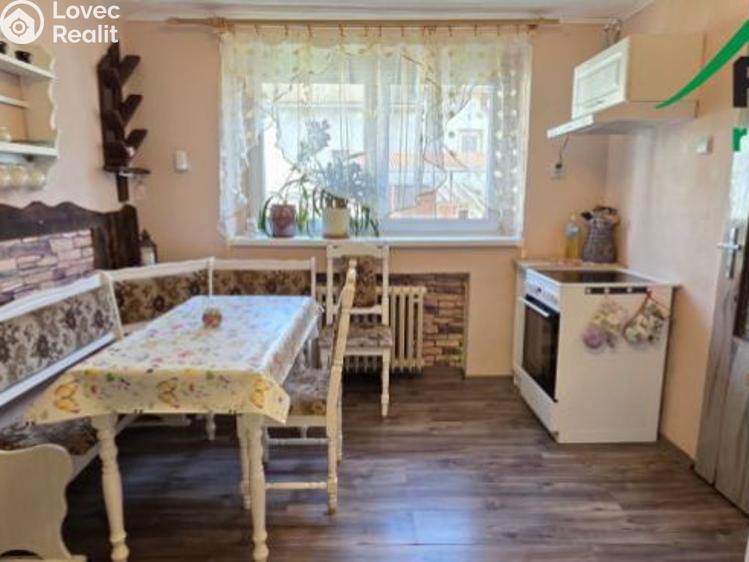 Продаж сімейного будинку Jemnice, Hlinné č. 5