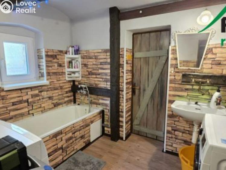 Продаж сімейного будинку Jemnice, Hlinné č. 9