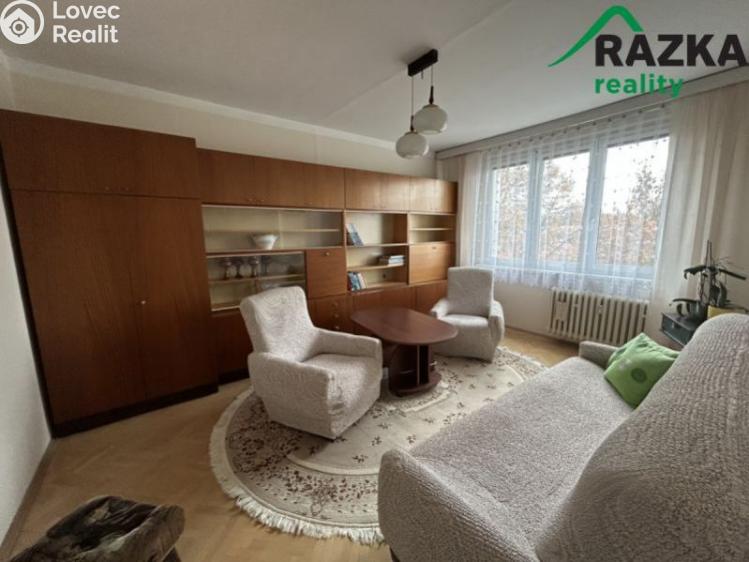 Sale apartment 3+1 Bor, Borská č. 6