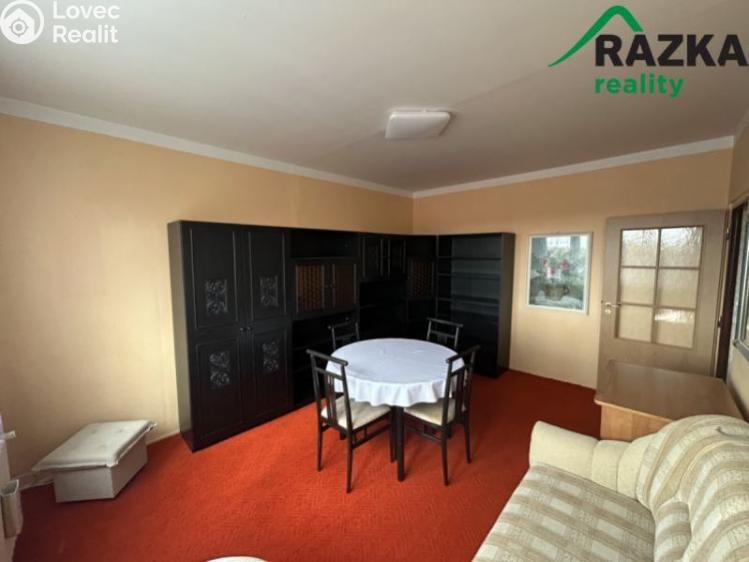 Sale apartment 3+1 Bor, Borská č. 9