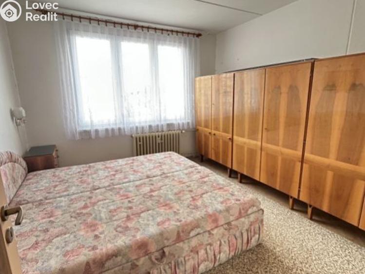 Sale apartment 3+1 Bor, Borská č. 11