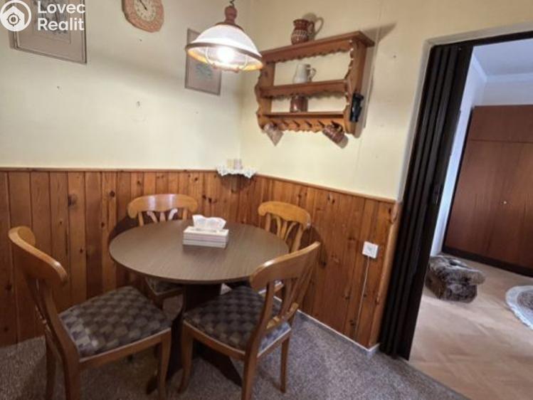 Sale apartment 3+1 Bor, Borská č. 13