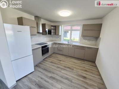 Rent family house Vědomice, Venkovská č. 5
