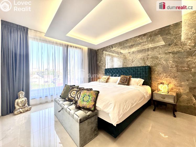 Prodej bytu 3+KK Praha-Štěrboholy, K učilišti č. 1