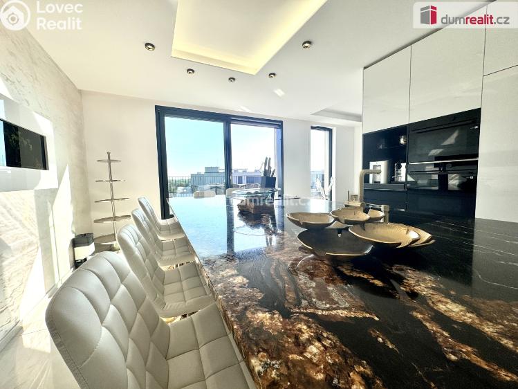 Prodej bytu 3+KK Praha-Štěrboholy, K učilišti č. 7