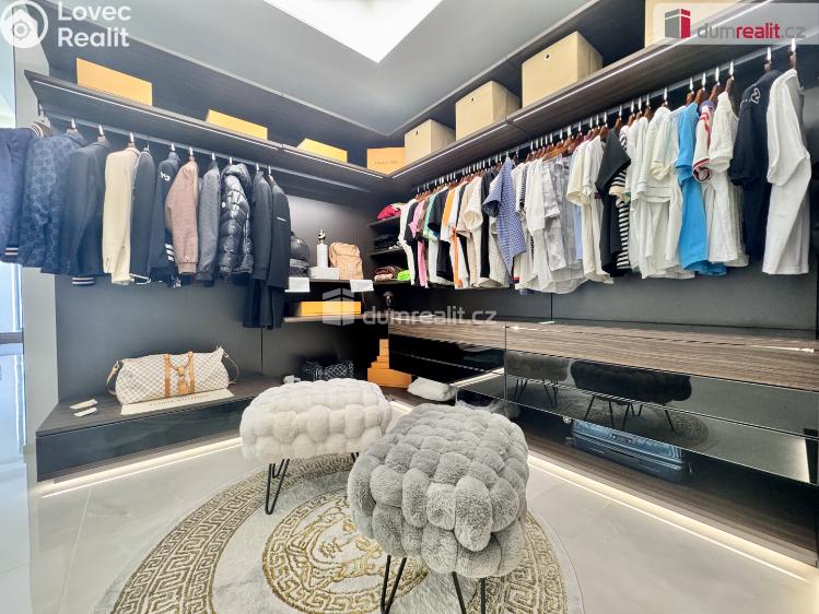 Prodej bytu 3+KK Praha-Štěrboholy, K učilišti č. 19