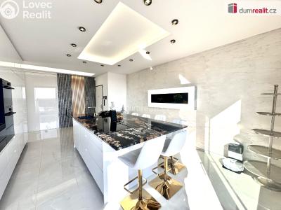 Prodej bytu 3+KK Praha-Štěrboholy, K učilišti č. 2