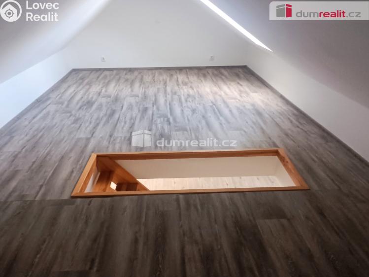 Pronájem bytu 1+1 Veselé č. 5