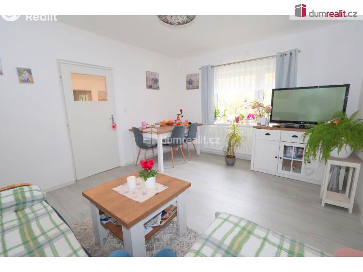Prodej rodinného domu Slabčice č. 10