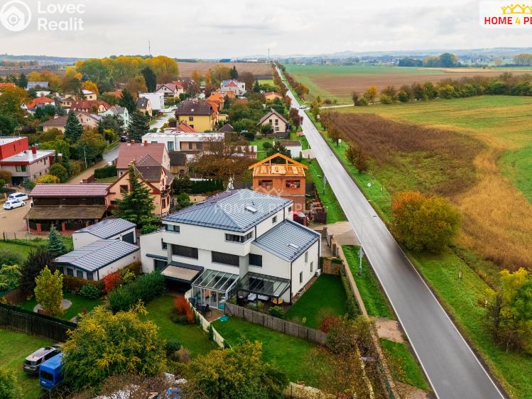 Prodej bytu 4+KK Praha-Koloděje, Podzámecká č. 27