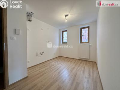Sale apartment 2+KK Horní Blatná, náměstí Sv. Vavřince č. 5