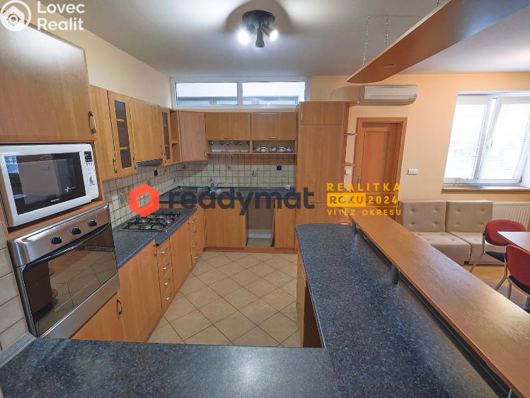 Pronájem bytu 4+KK Dubňany, Hodonínská č. 1