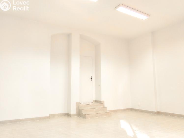 Sale commercial space Praha č. 8