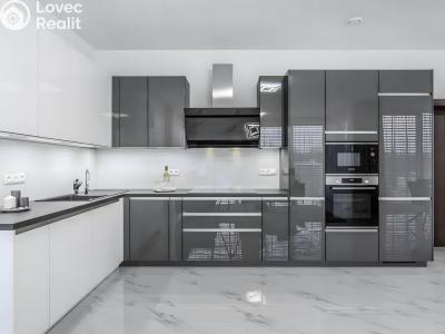 Prodej rodinného domu Praha, Dostálova č. 3