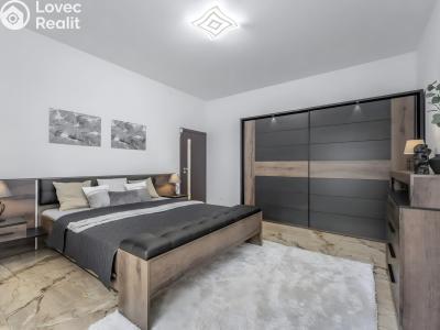 Продаж сімейного будинку Praha, Dostálova č. 11