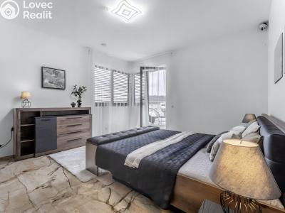 Продаж сімейного будинку Praha, Dostálova č. 12