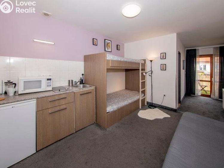 Pronájem bytu 2+KK Praha, U Santošky 933/20 č. 6