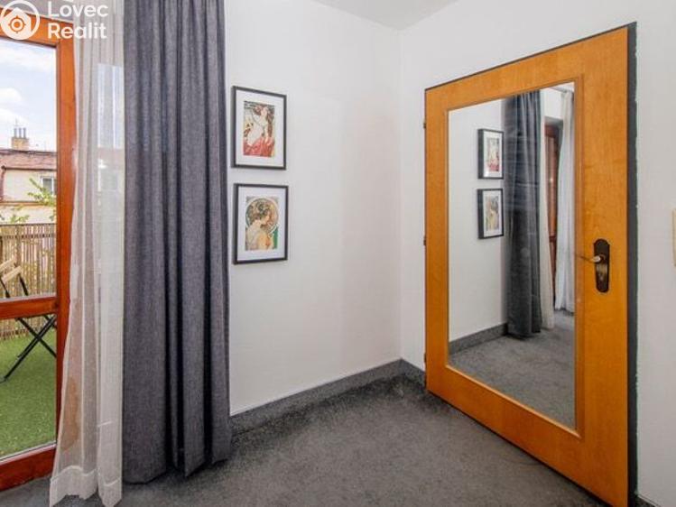 Pronájem bytu 2+KK Praha, U Santošky 933/20 č. 10