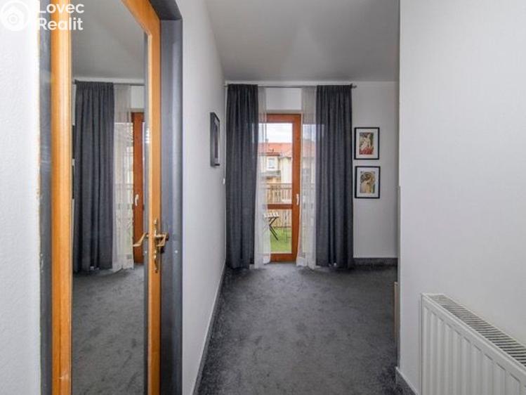 Pronájem bytu 2+KK Praha, U Santošky 933/20 č. 20