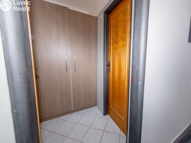 Pronájem bytu 2+KK Praha, U Santošky 933/20 č. 21