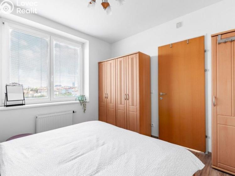 Rent apartment 2+KK Praha, U Zvonařky č. 11