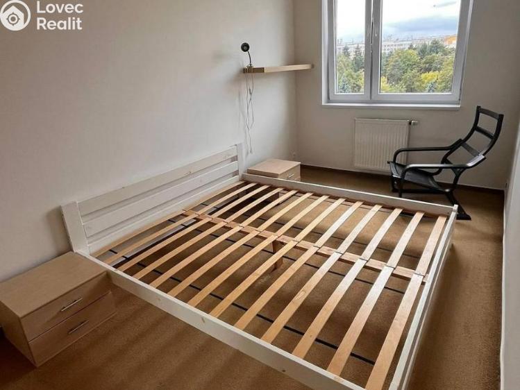 Pronájem bytu 2+KK Praha, Bechlínská č. 3