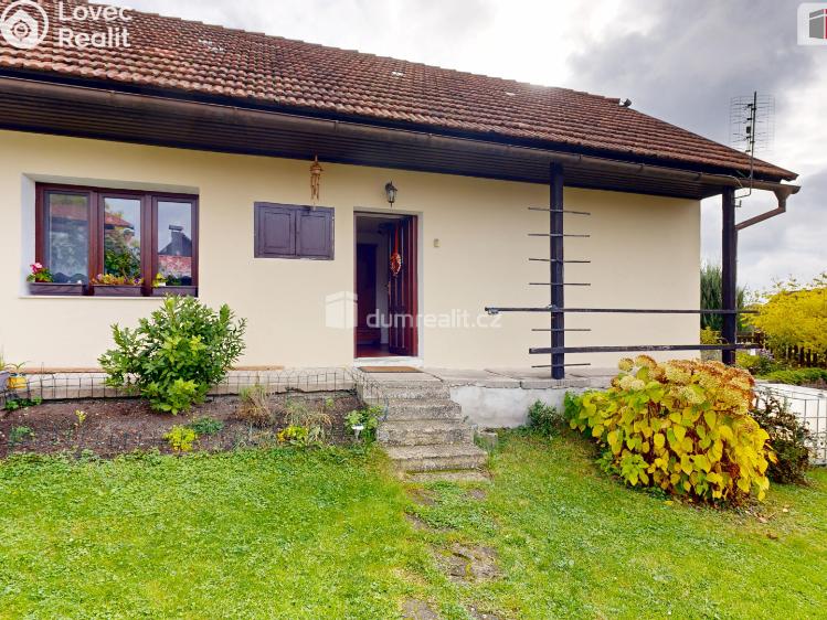 Prodej rodinného domu Činěves č. 6