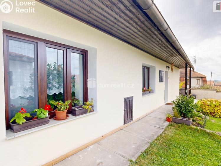 Prodej rodinného domu Činěves č. 7