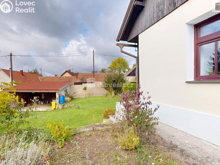 Prodej rodinného domu Činěves č. 13