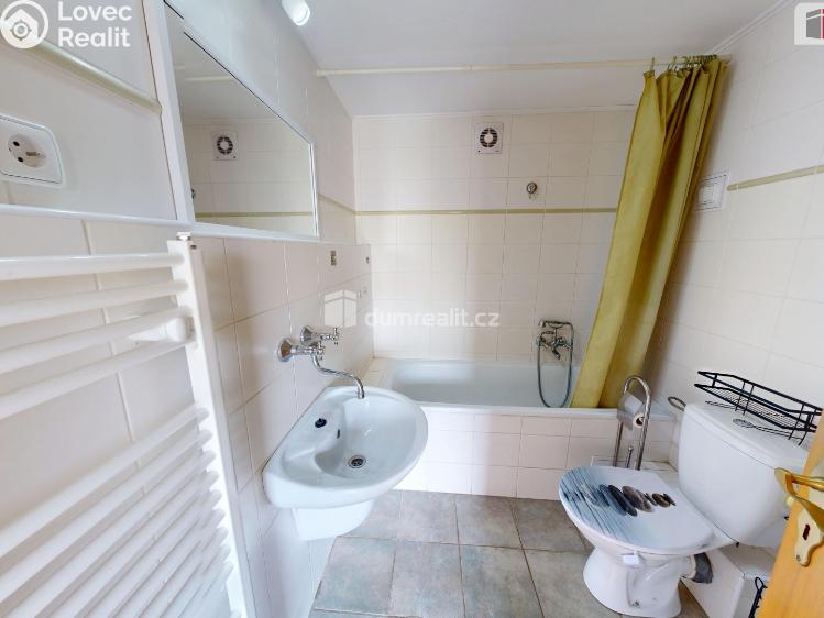 Prodej rodinného domu Činěves č. 21