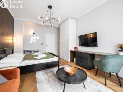 Pronájem bytu 4+1 Praha, Dlouhá č. 2