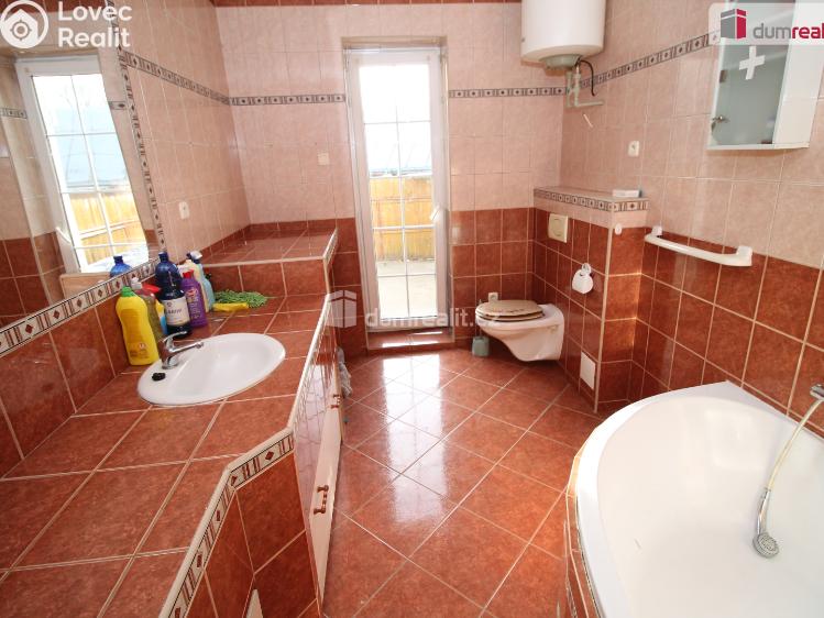 Prodej ubytovacího zařízení Chodová Planá, Pohraniční stráže č. 17