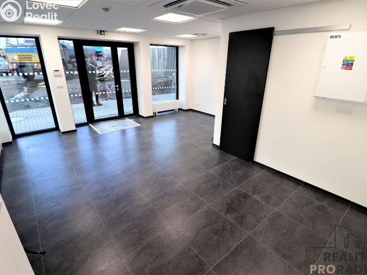 Pronájem obchodního prostoru Brno, Bratislavská 938/14 č. 6