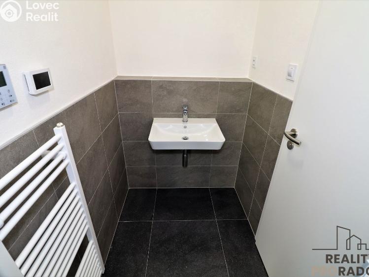 Pronájem obchodního prostoru Brno, Bratislavská 938/14 č. 8