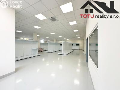 Rent commercial space Jaroměř, Jezbinská č. 3