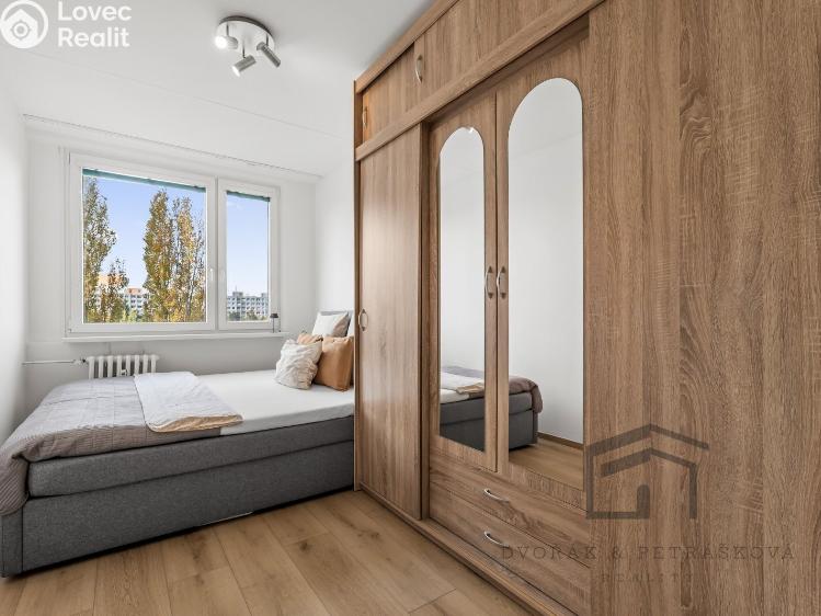 Prodej bytu 3+KK Praha, Janovská 375 č. 12