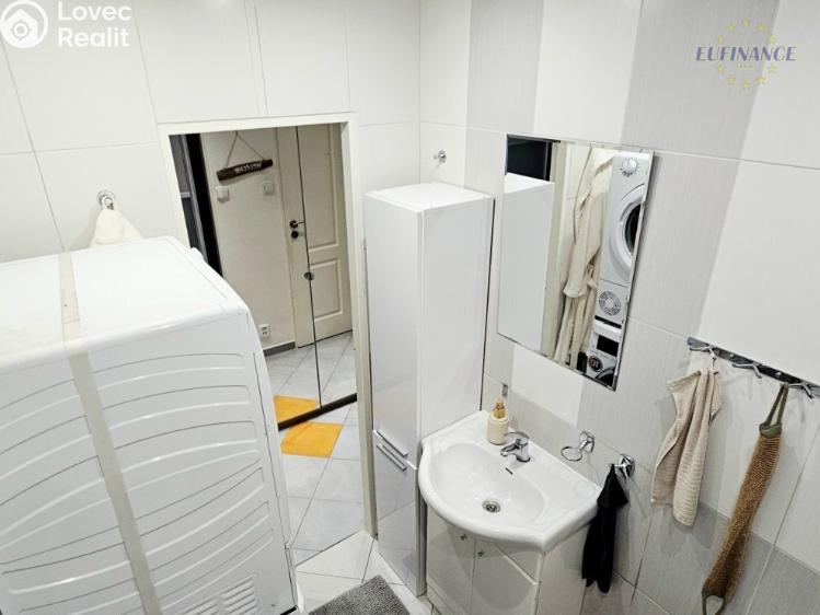 Prodej bytu 1+1 Kralupy nad Vltavou, sídl. Hůrka 1054 č. 11