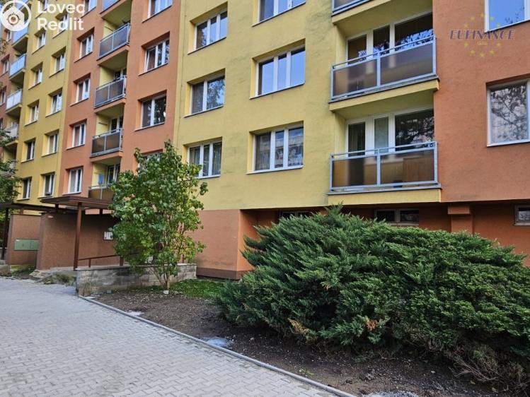 Prodej bytu 1+1 Kralupy nad Vltavou, sídl. Hůrka 1054 č. 18