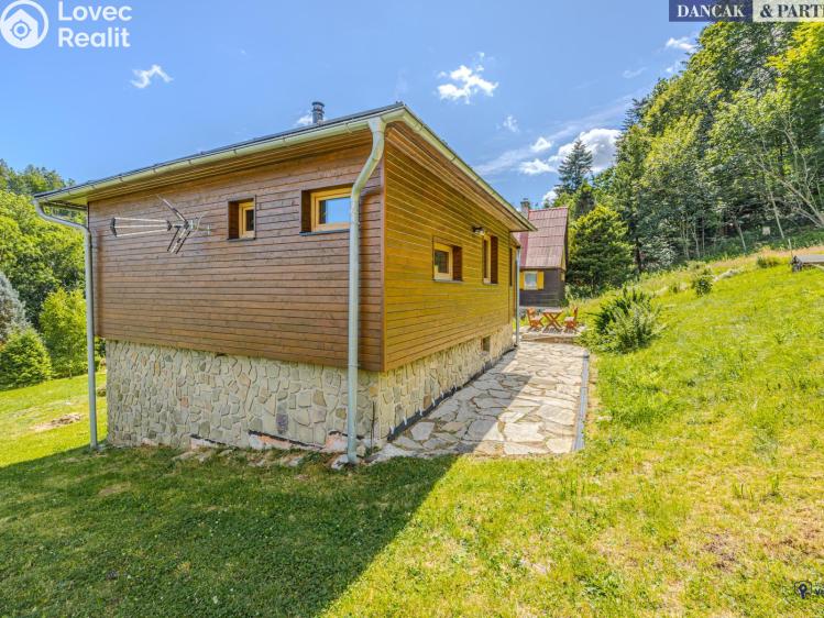 Sale hut Trojanovice č. 3