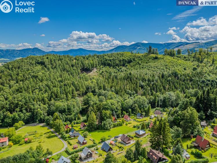 Sale hut Trojanovice č. 11