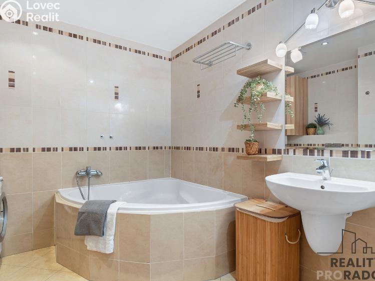 Продажа квартиры 2+KK Praha, Tlumačovská 2766/26a č. 11