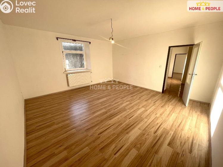 Pronájem bytu 2+1 Lochovice č. 8