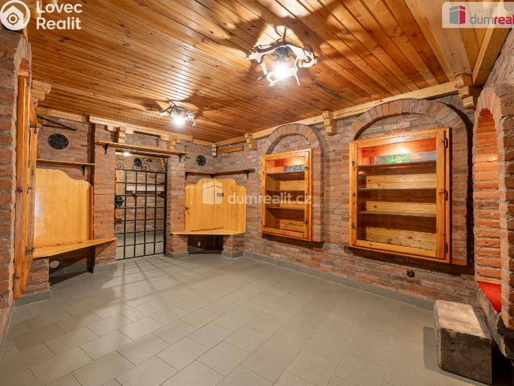 Prodej obchodního prostoru Mladá Boleslav, Viničná č. 8