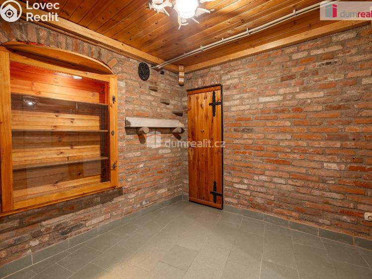 Prodej obchodního prostoru Mladá Boleslav, Viničná č. 14