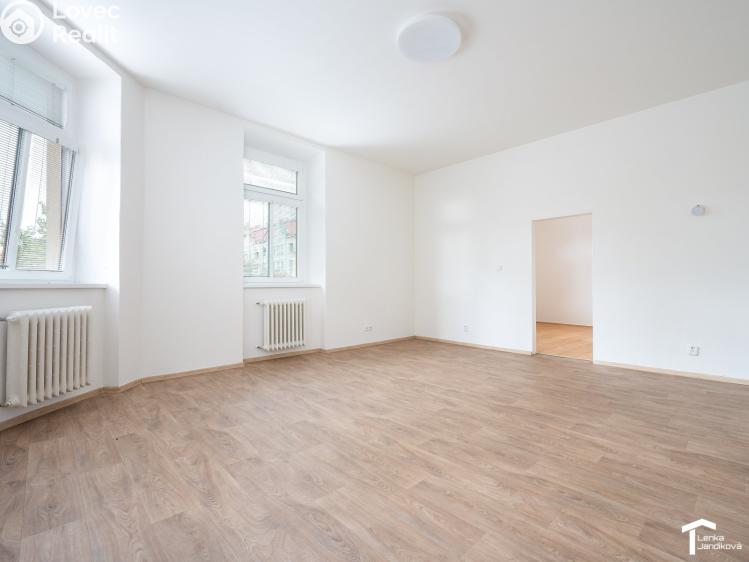 Pronájem bytu 3+KK Pardubice, Smilova 704 č. 6